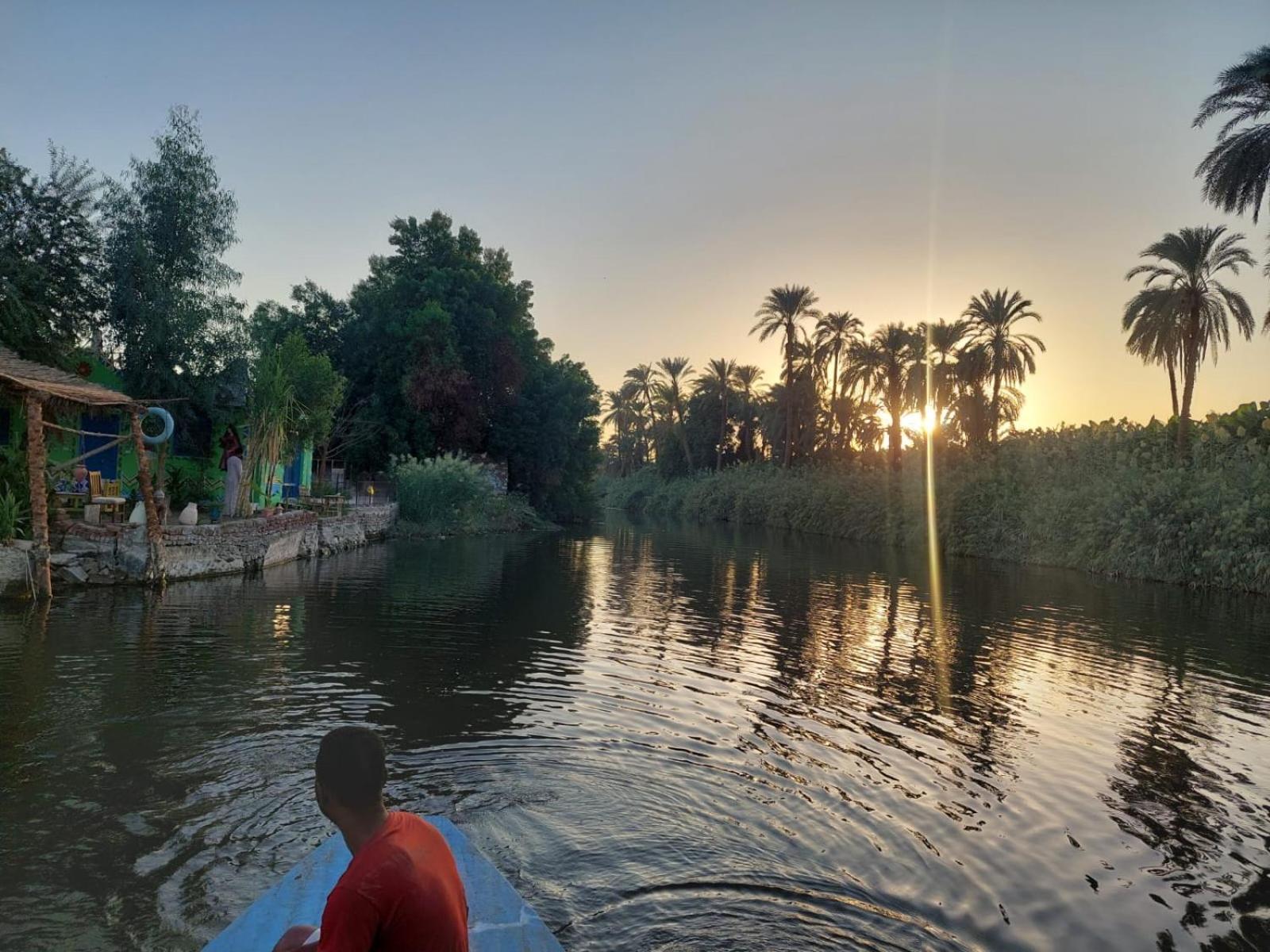 Luxor Old Nile Hotel エクステリア 写真